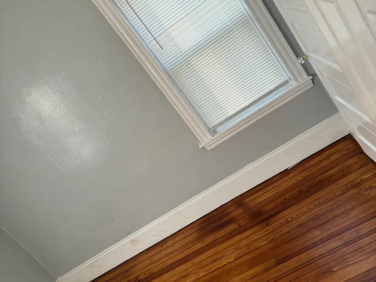 13 Hall St #3 — Photo 11