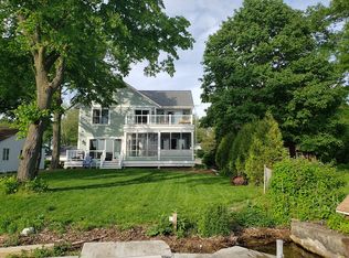 201 W Park Dr, Twin Lakes, WI 53181