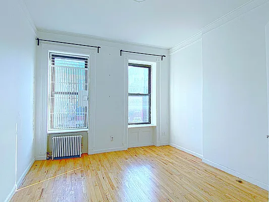 Rented by Compass | media 13