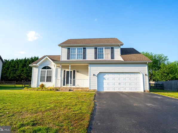 110 Gardenside Dr, Smyrna, DE 19977