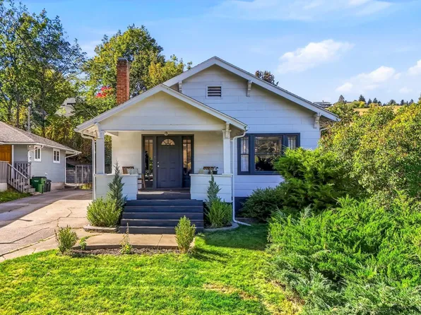 804 S Main St, Colfax, WA 99111