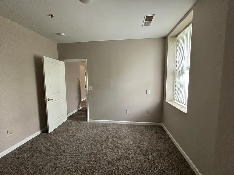 Homer G. Phillips Senior Apartments — Photo 38