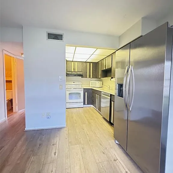 210 Elliot Ave #135 — Photo 18