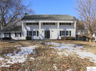 848 Meadow Rd, Omaha, NE 68154