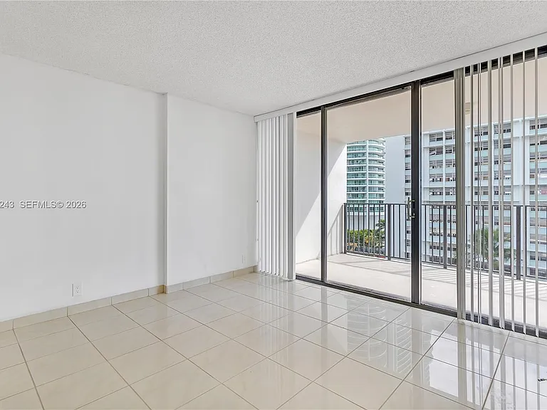 1865 Brickell Ave #A805 — Photo 5