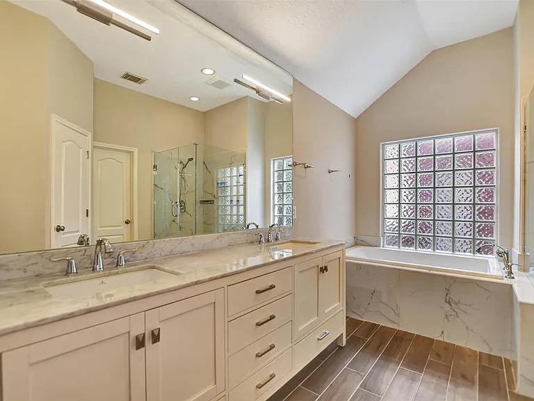 1110 Parkhaven Ln — Photo 30