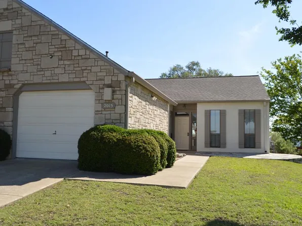 2015 Balmoral Dr, Kerrville, TX 78028