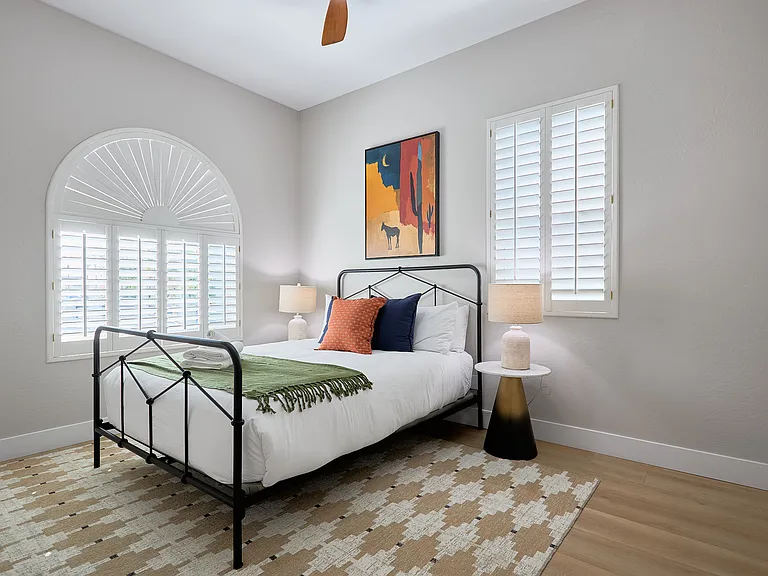 3202 E Orange Dr — Photo 10