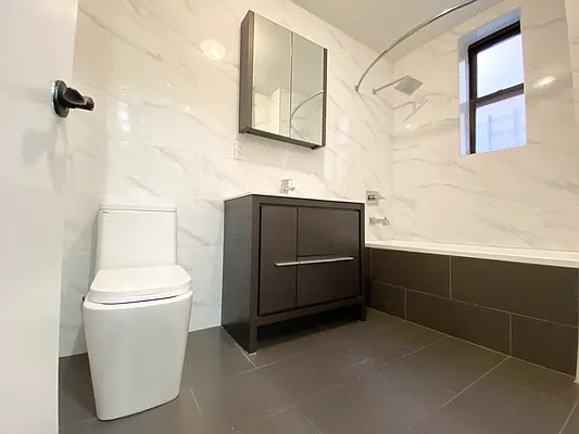 Rented by Compass | media 10