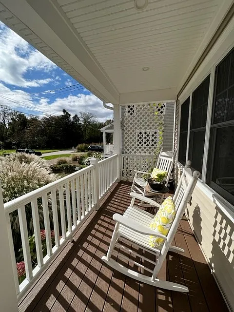Mast St, Jamestown — Photo 3