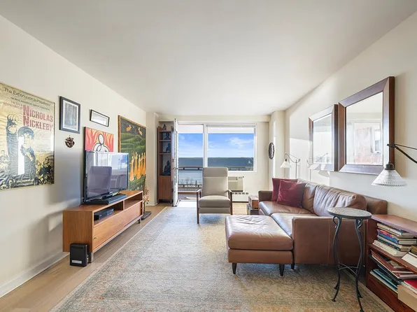 5800 Arlington Ave APT 11L, Bronx, NY 10471