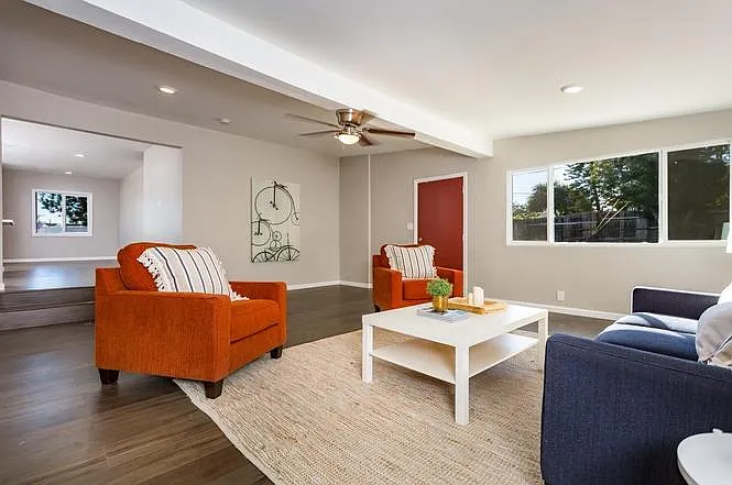 1610 Dupont Dr — Photo 15