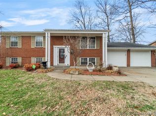 925 Redwood Drive, Clarksville, IN