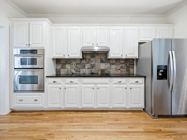 5008 Highland Oaks Ct SE — Photo 17