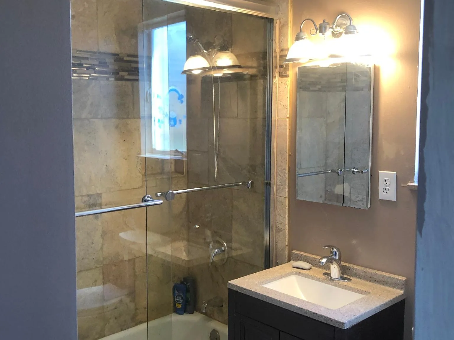 38 Rockford Ave — Photo 3