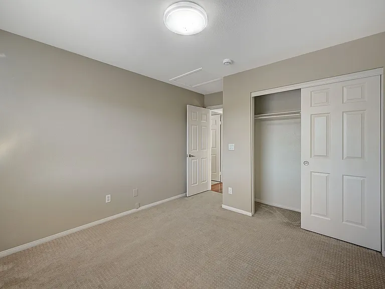 1005 Prestige Meadows Pl — Photo 35