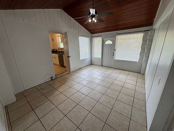 5th image of 1705 Belmont Ave