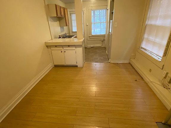 3rd image of 3211 Ellwood Ave APT B