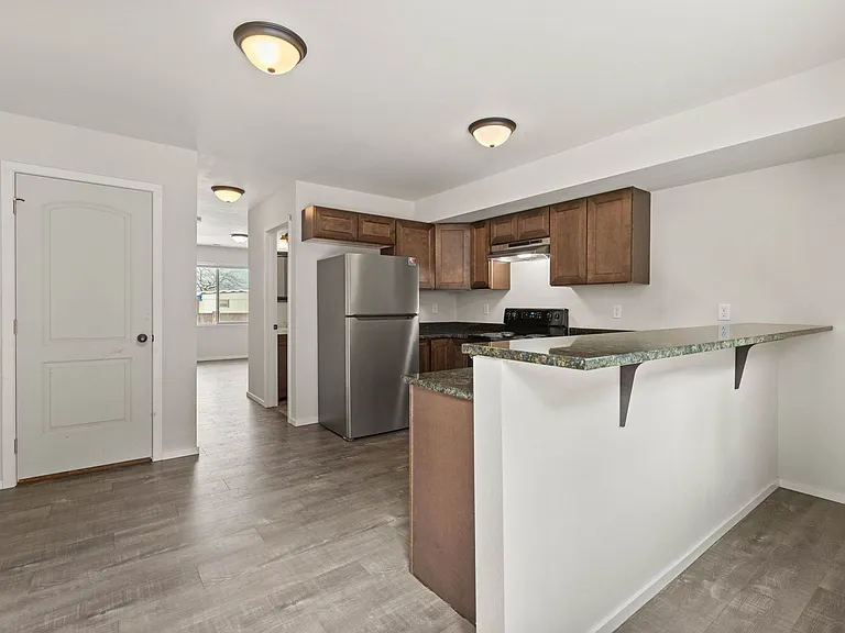618 S Ivory St #1-8 — Photo 10