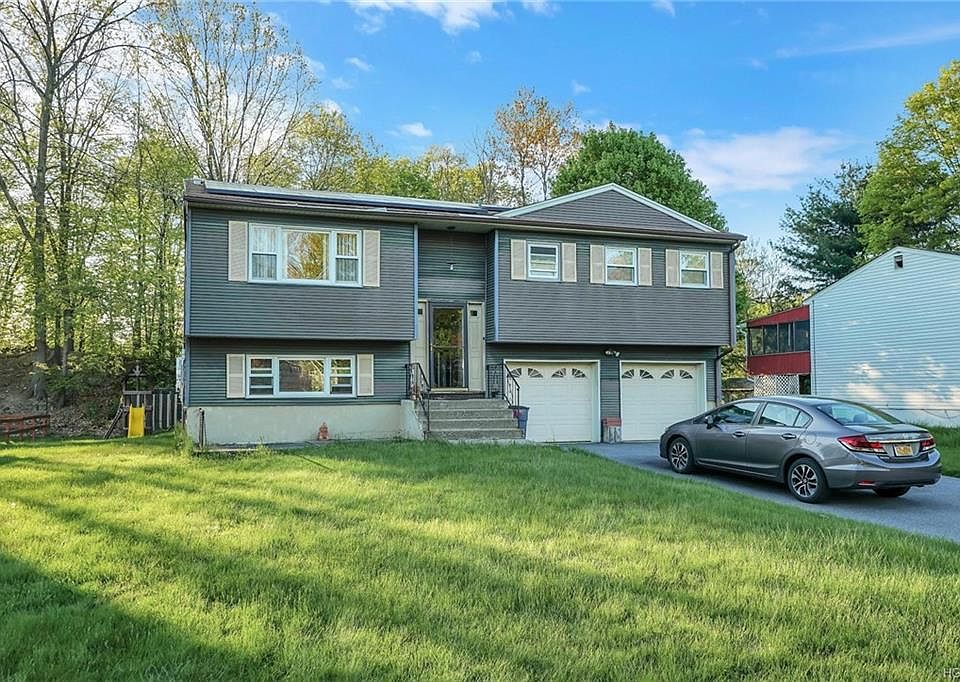 1st image of 26 Dorothy Dr