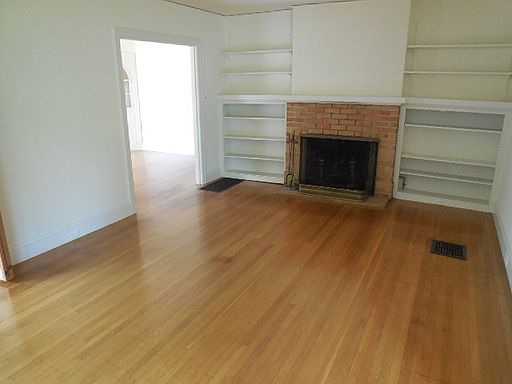 4th image of 225 W Blithedale Ave