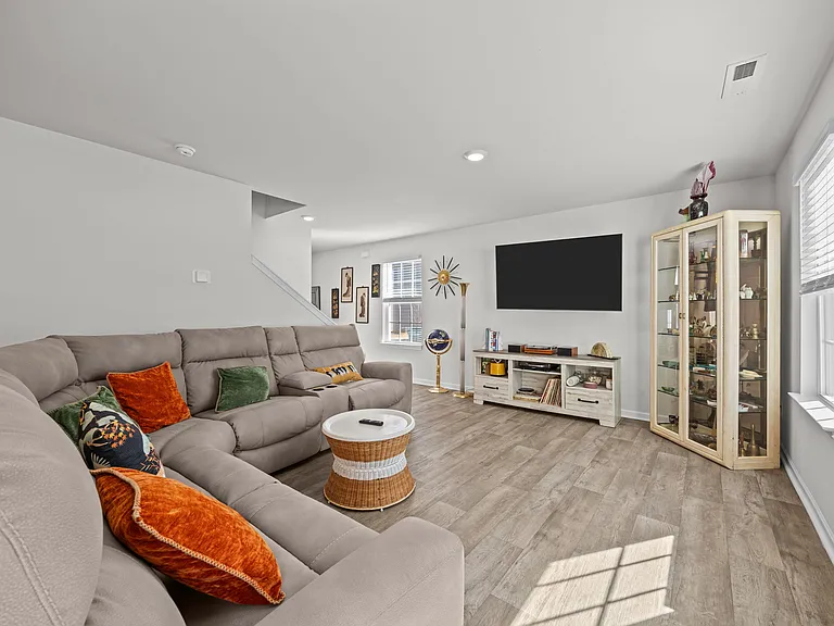 1328 S Wilshire Ct — Photo 18