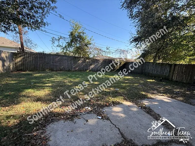 4455 S 5th St — Photo 11