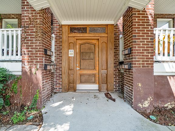 2nd image of 402 W 31st St
