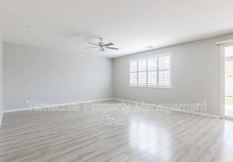 34065 Helenium St — Photo 5