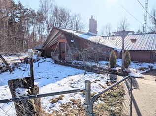 3154 S 39th Rd, Cadillac, MI 49601