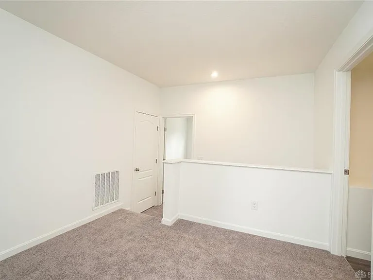 1500 Summerview Ln — Photo 16