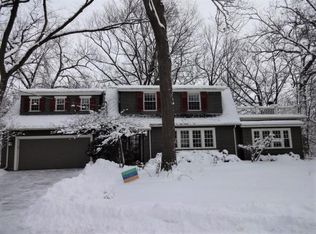 32 Bellaire Ct, Appleton, WI 54911