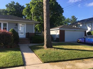 2364 Cleveland St, North Bellmore, NY 11710
