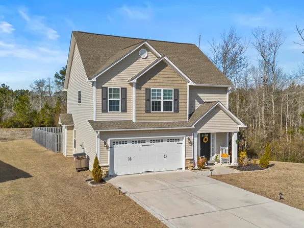 308 Old Snap Dragon Court, Jacksonville, NC 28546
