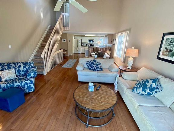 2nd image of 117 73rd St E #Sea