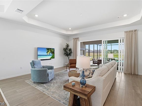 4th image of 15255 River Birch Ct