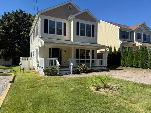 107 Poe Ave, Toms River, NJ 08753