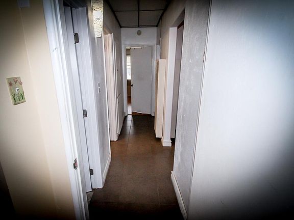4th image of 16327 E Clovermead St