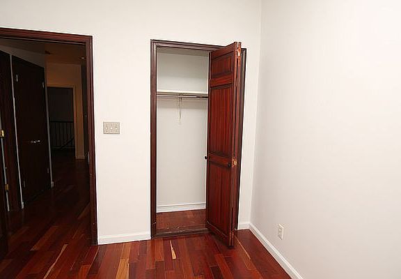 5th image of 242 Kosciuszko St #1