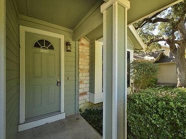 3rd image of 813 Silcantu Dr