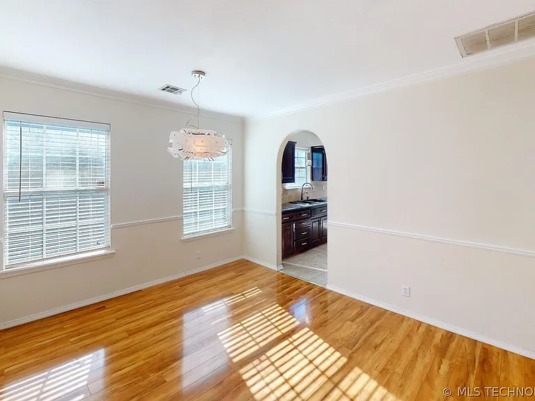7434 S 95th East Ave — Photo 7