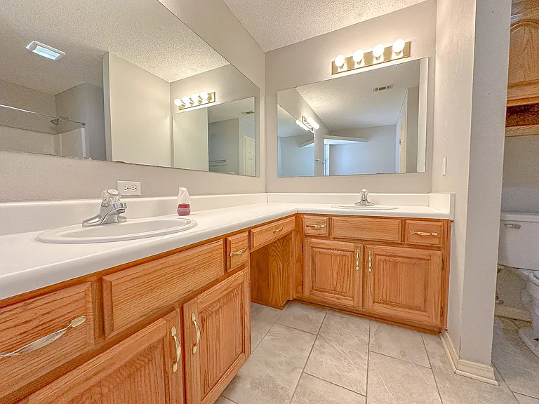 5105 Westport Dr — Photo 11