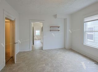 1032 E Commercial St, Springfield, MO 65803