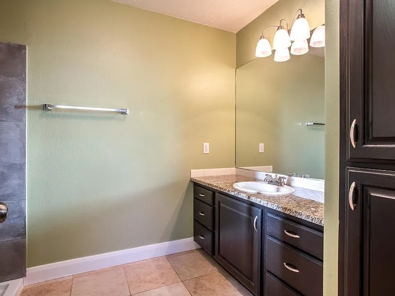 1467 N 1540 W — Photo 10