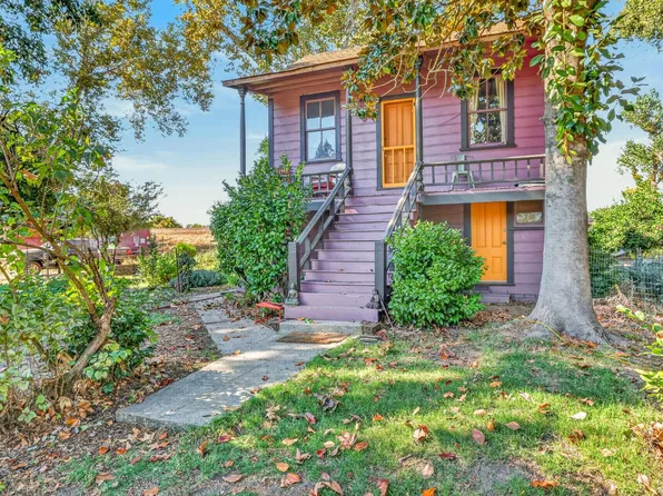 7150 Pocket Rd, Sacramento, CA 95831