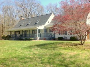 284 Chestnut Hill Rd, Colchester, CT 06415