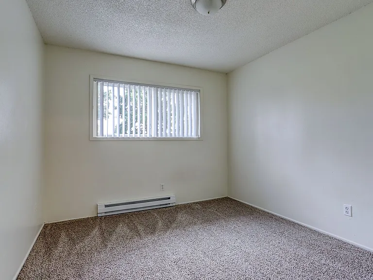 Fircrest Apartments 1159-F — Photo 9