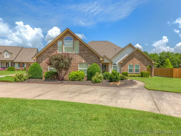 3302 Callaway Dr, Claremore, OK 74019