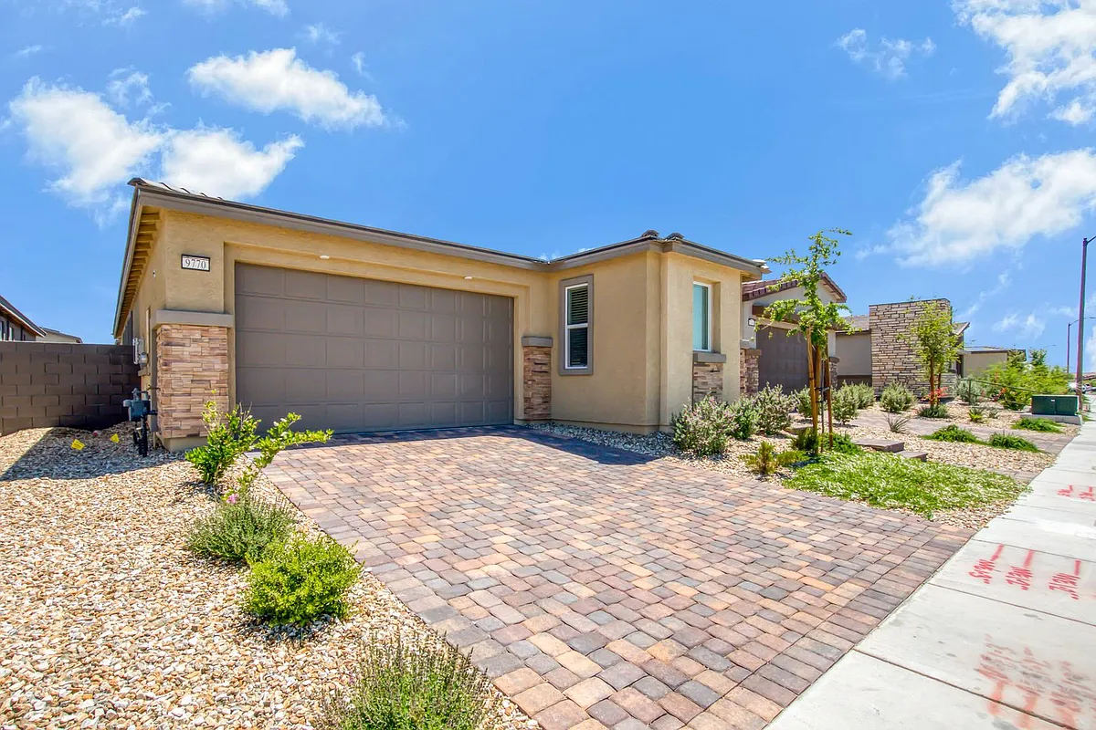 Building Photo - 9770 Redwood Cascade St