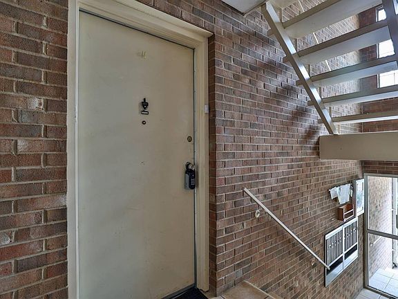 4th image of 3600 Westwood Northern Blvd Unit 80